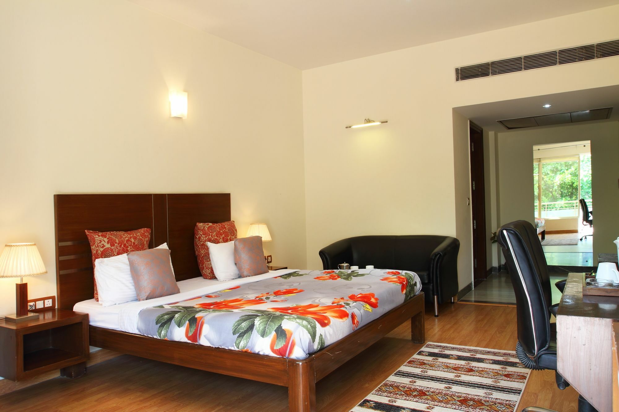 Perch Arbor-Golf Course Road Hotel Gurgaon Exterior photo