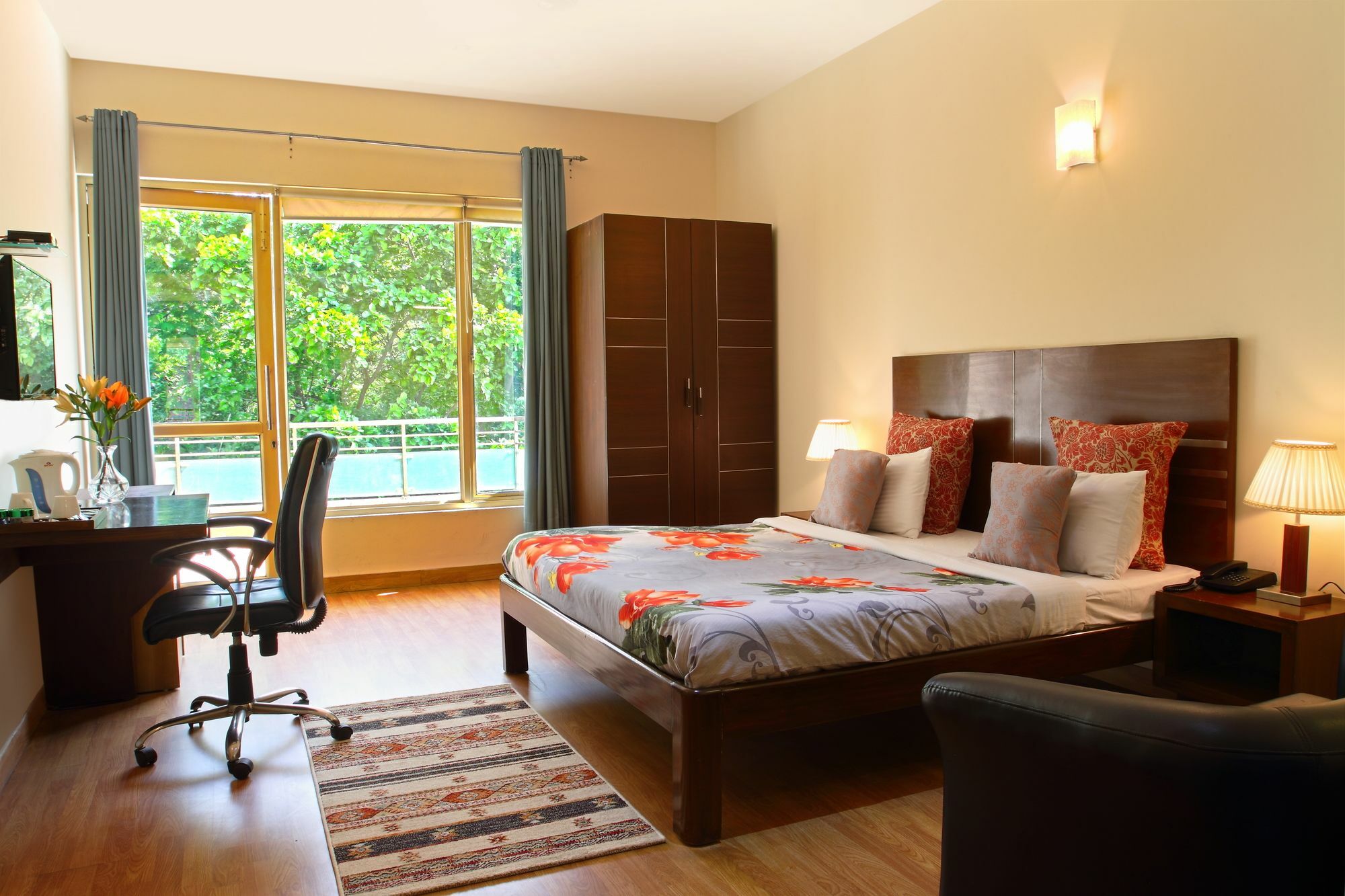 Perch Arbor-Golf Course Road Hotel Gurgaon Exterior photo